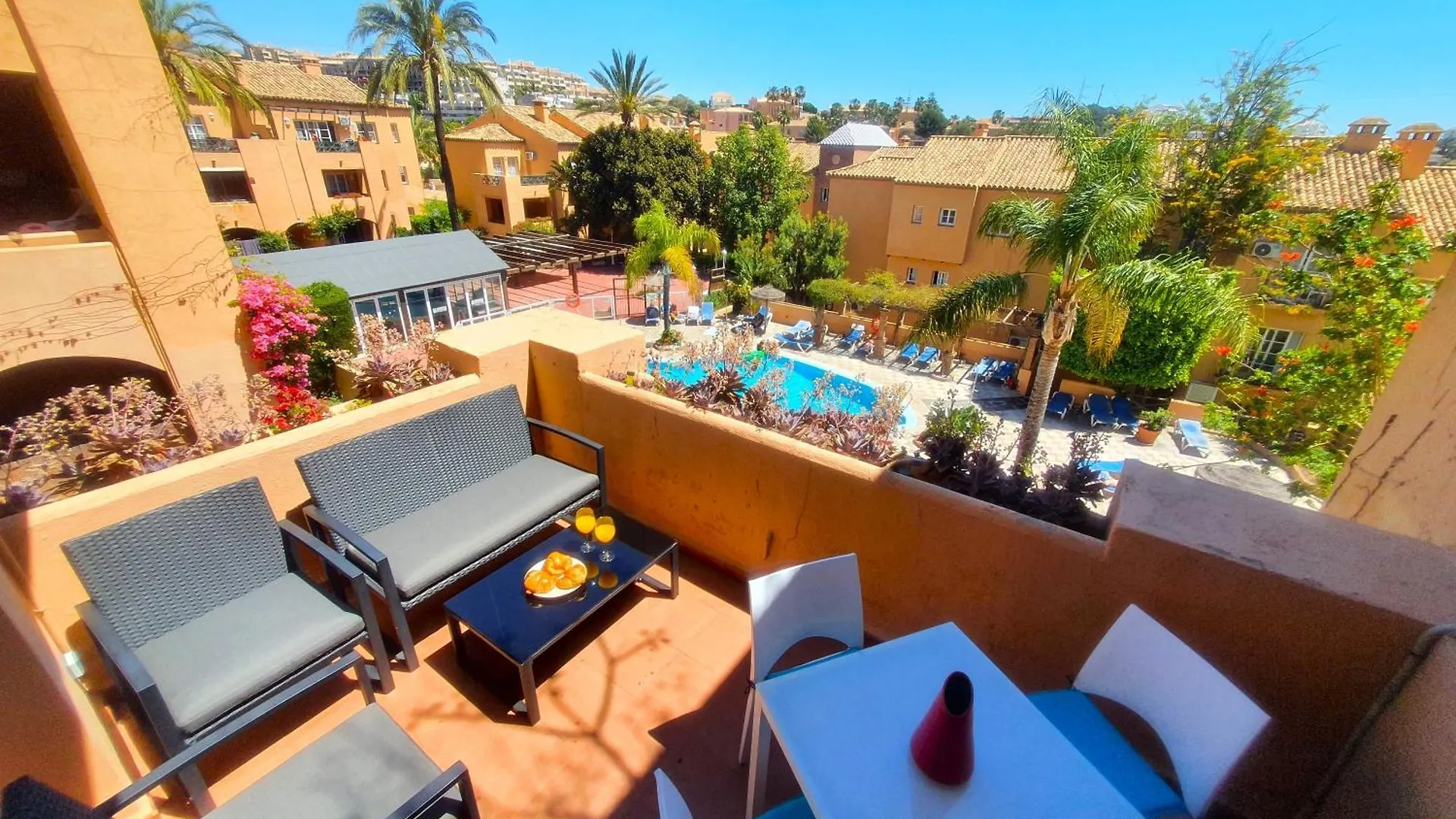 Urb Oasis Golf-Terrace, Pools And Golf Courses Apartment Mijas